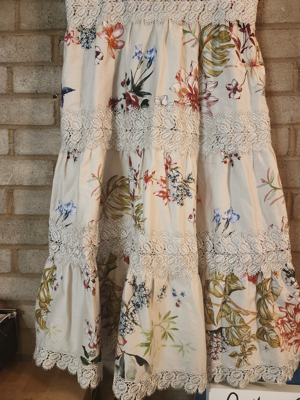 Antonio Melani Cream Floral Lace Sundress - Picture 4 of 9